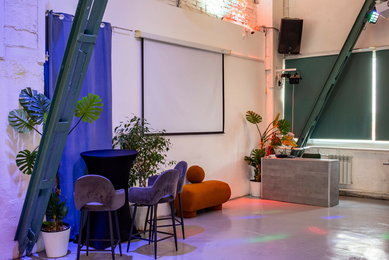 Арендовать Work Shop Loft. Зал 2 с верандой