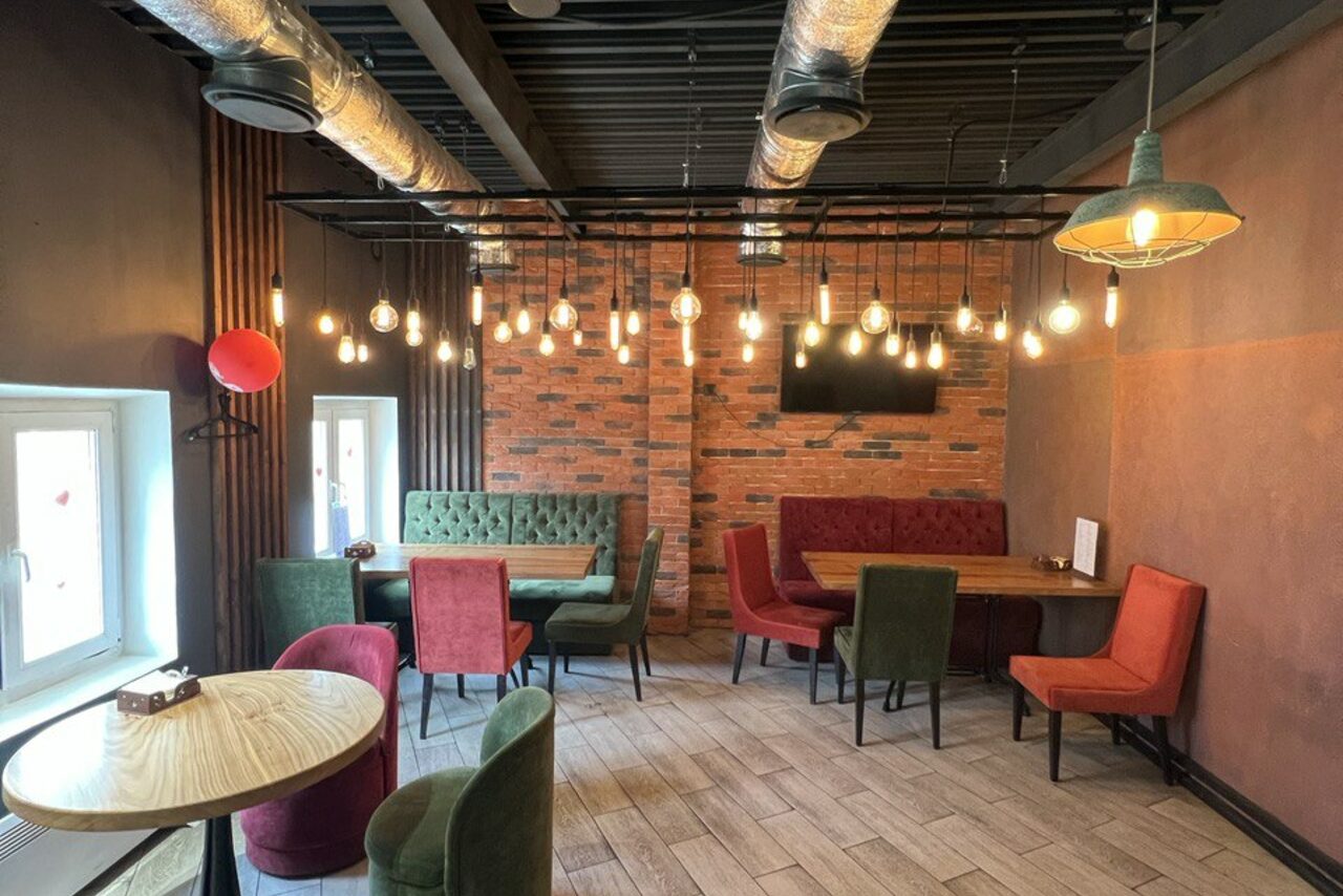 Арендовать An atmospheric loft for the perfect event 