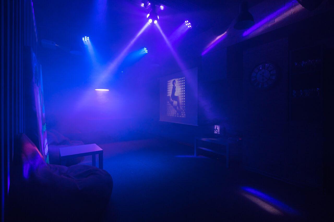 Арендовать FREEDOM (СВОБОДА)  Лофт в Новосибирске с полным эффектом ночного клуба