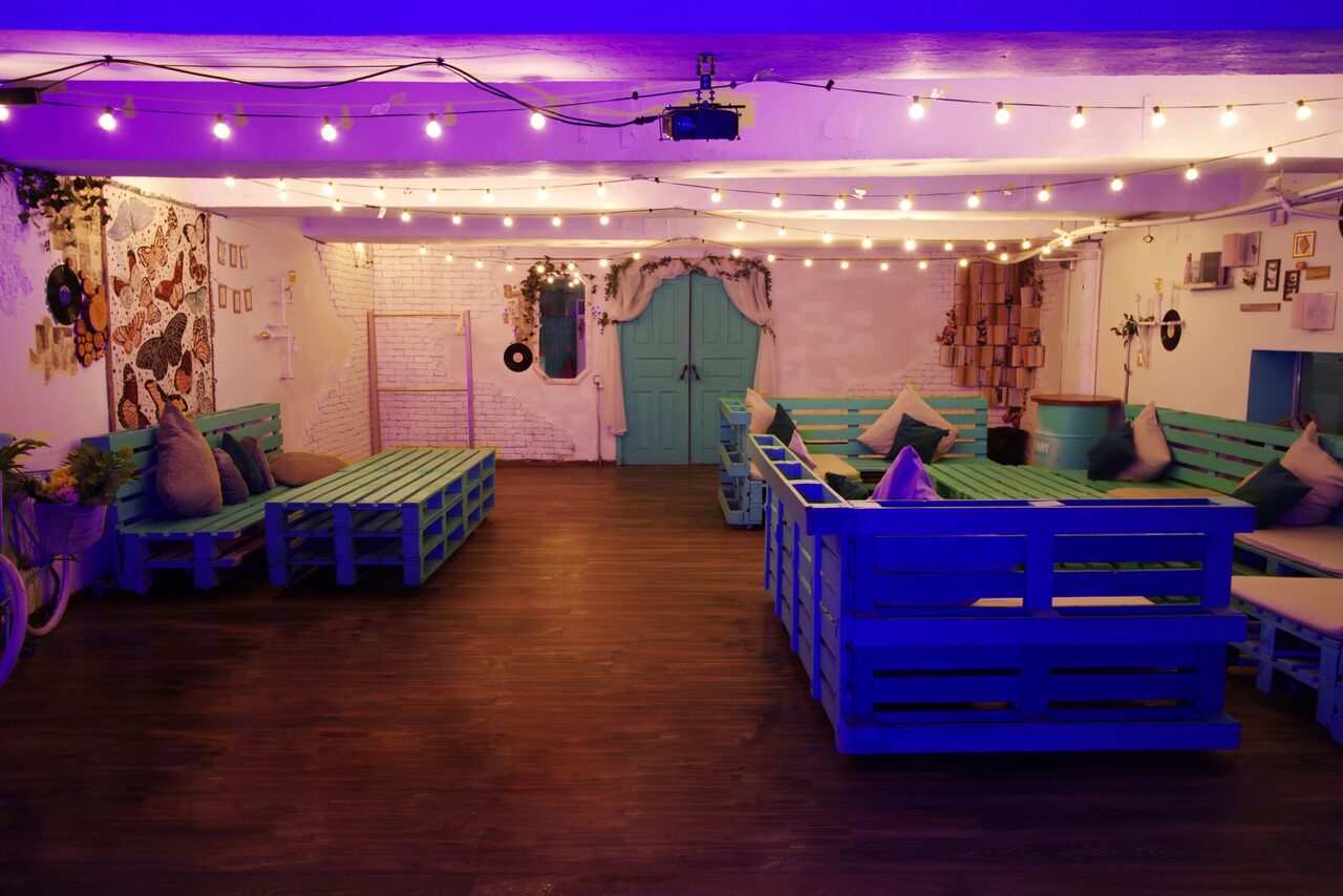 Арендовать  Тиффани. Лофт с авторской мебелью