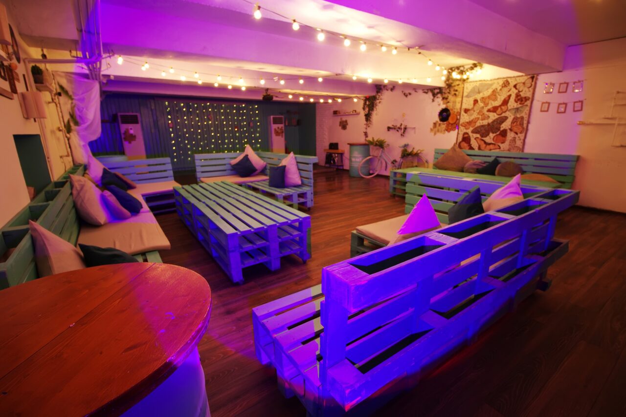 Арендовать  Тиффани. Лофт с авторской мебелью