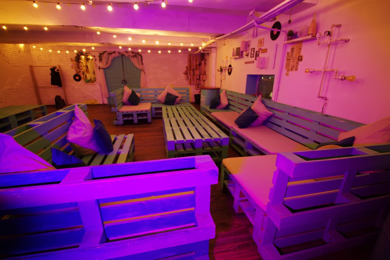 Арендовать  Тиффани. Лофт с авторской мебелью