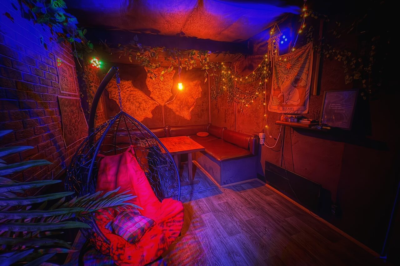 Арендовать Антуражный лофт для настольных игр