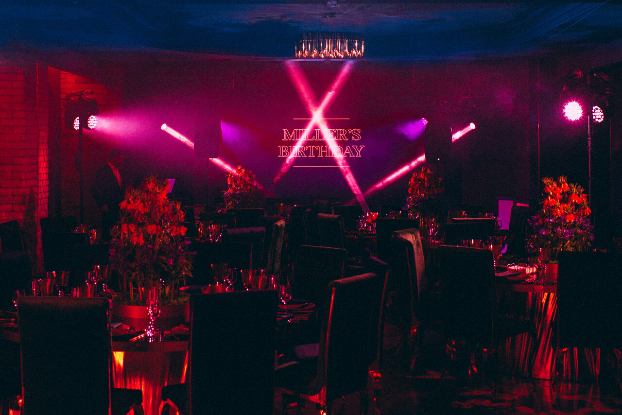 Арендовать Portal Hall. Двухэтажный стилизованный лофт