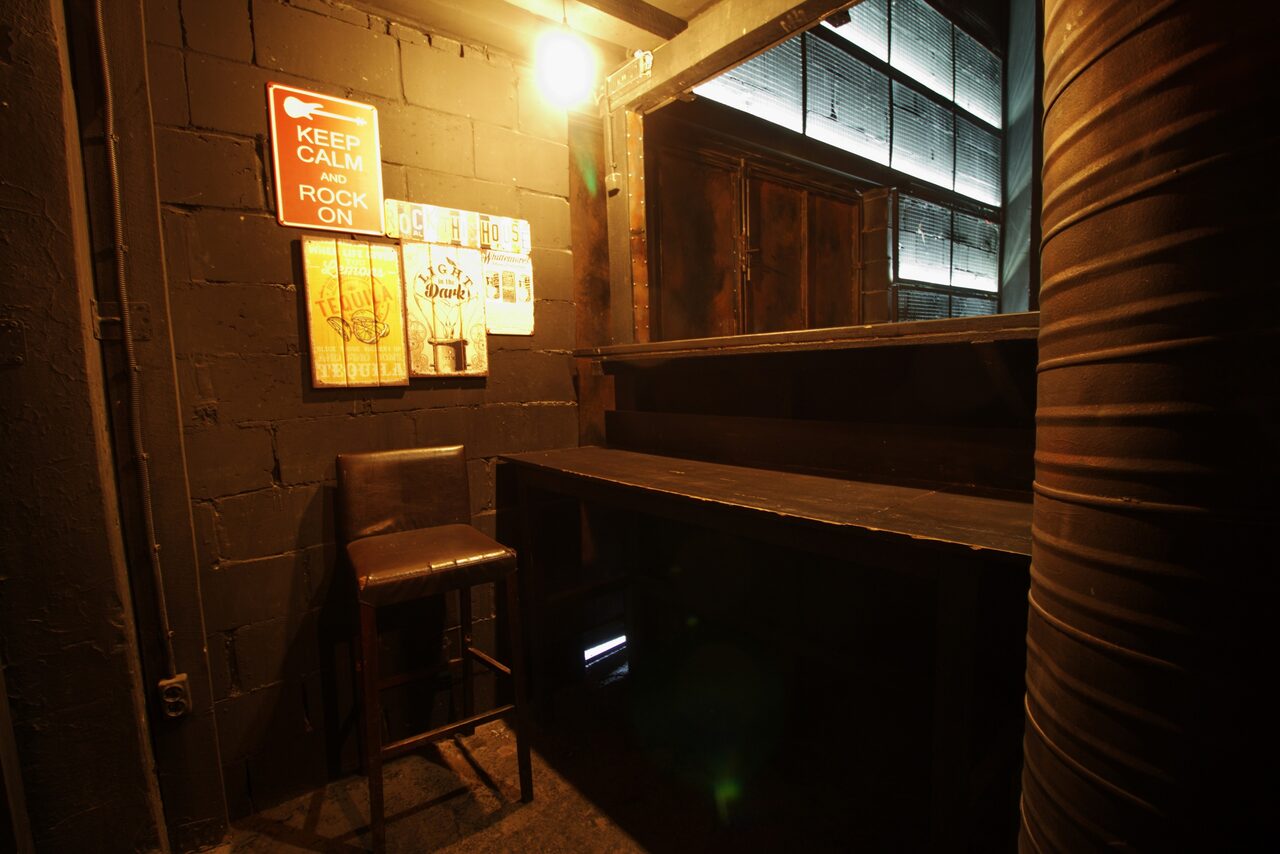 Арендовать Duplex loft with motorcycle 