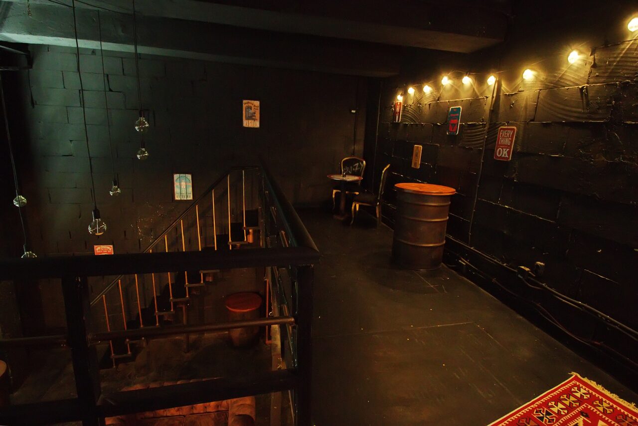 Арендовать Duplex loft with motorcycle 