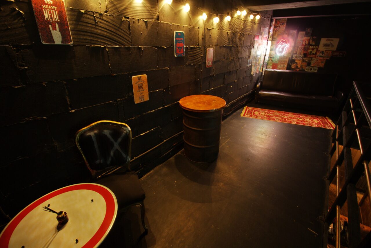 Арендовать Duplex loft with motorcycle 