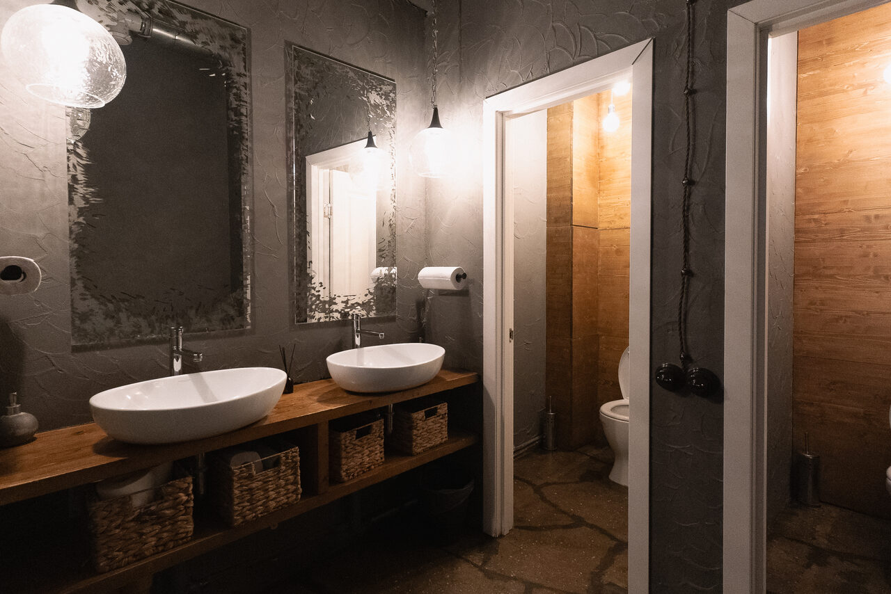 Арендовать SoldOut Lофт. Лофт-пространство с панорамными окнами