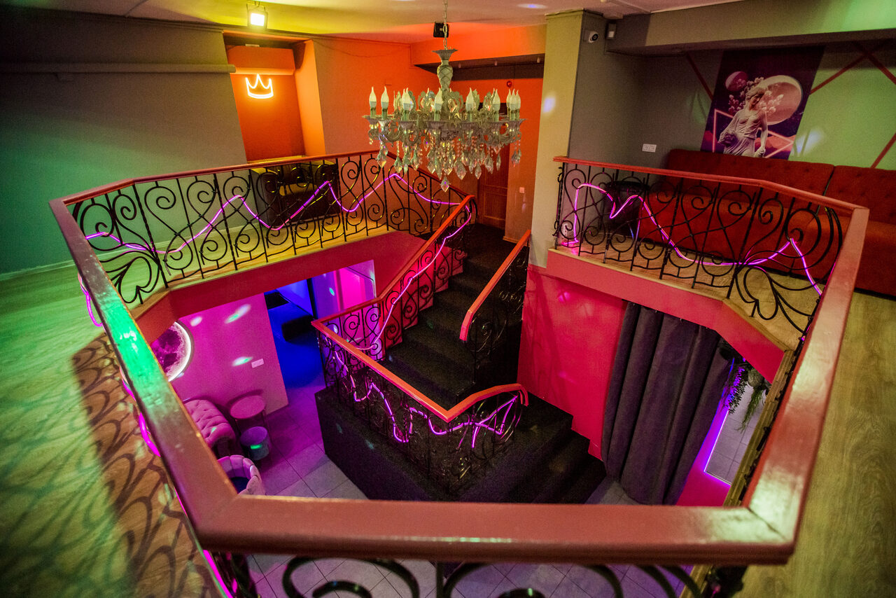 Арендовать Stylized party loft