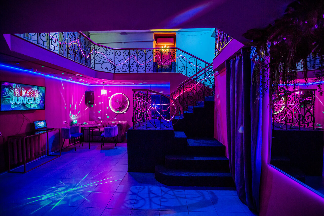 Арендовать Stylized party loft