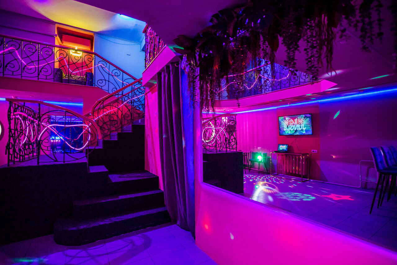 Арендовать Stylized party loft