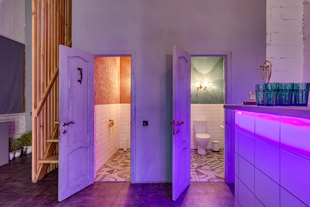 Арендовать Stylized loft with high ceilings and a veranda