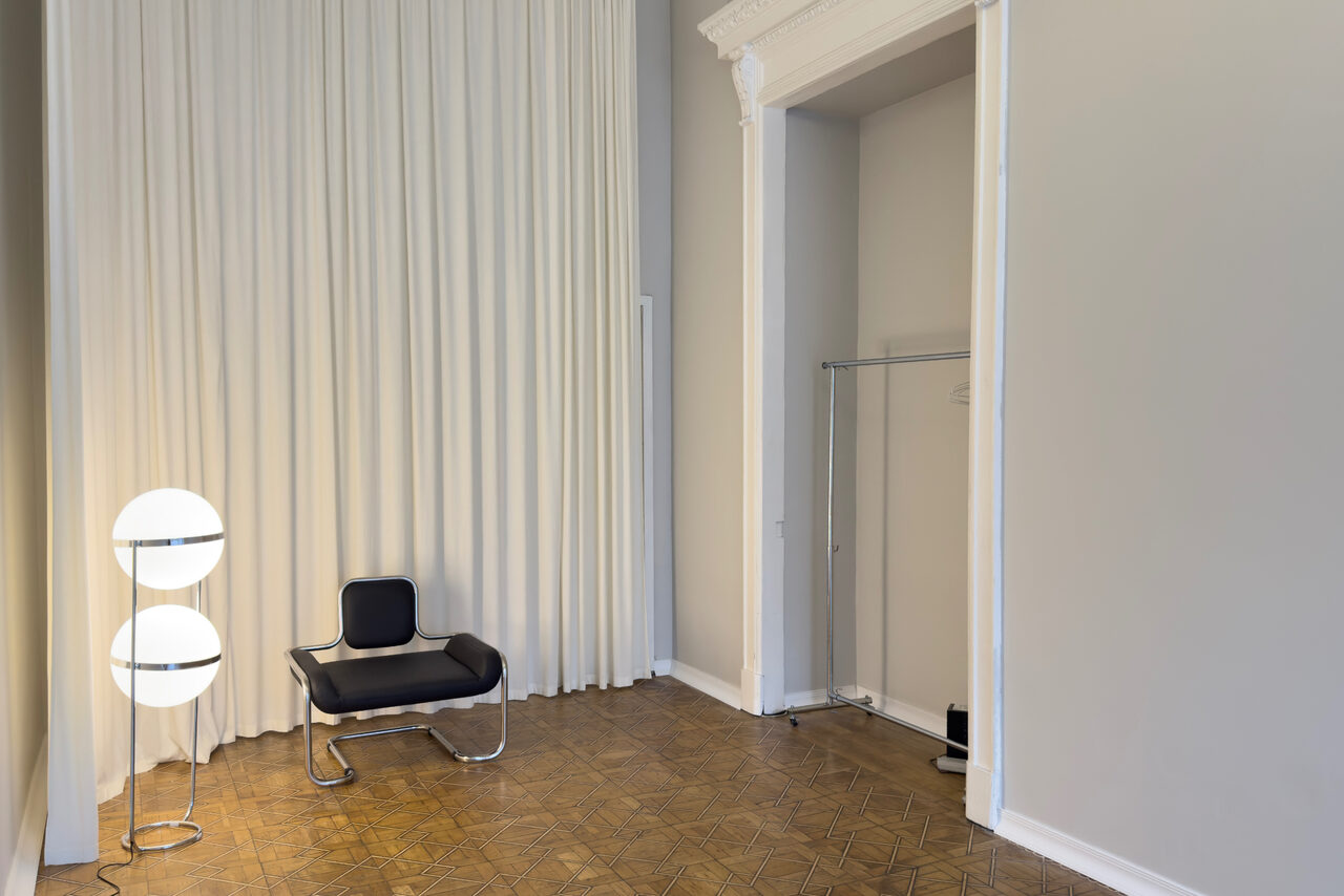 Арендовать Small hall in classical style for various events