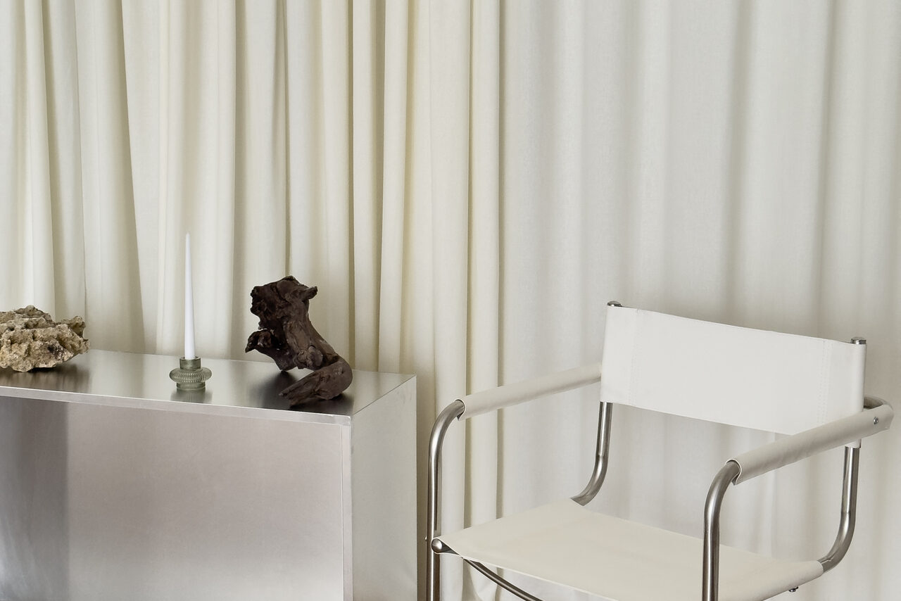 Арендовать Small hall in classical style for various events