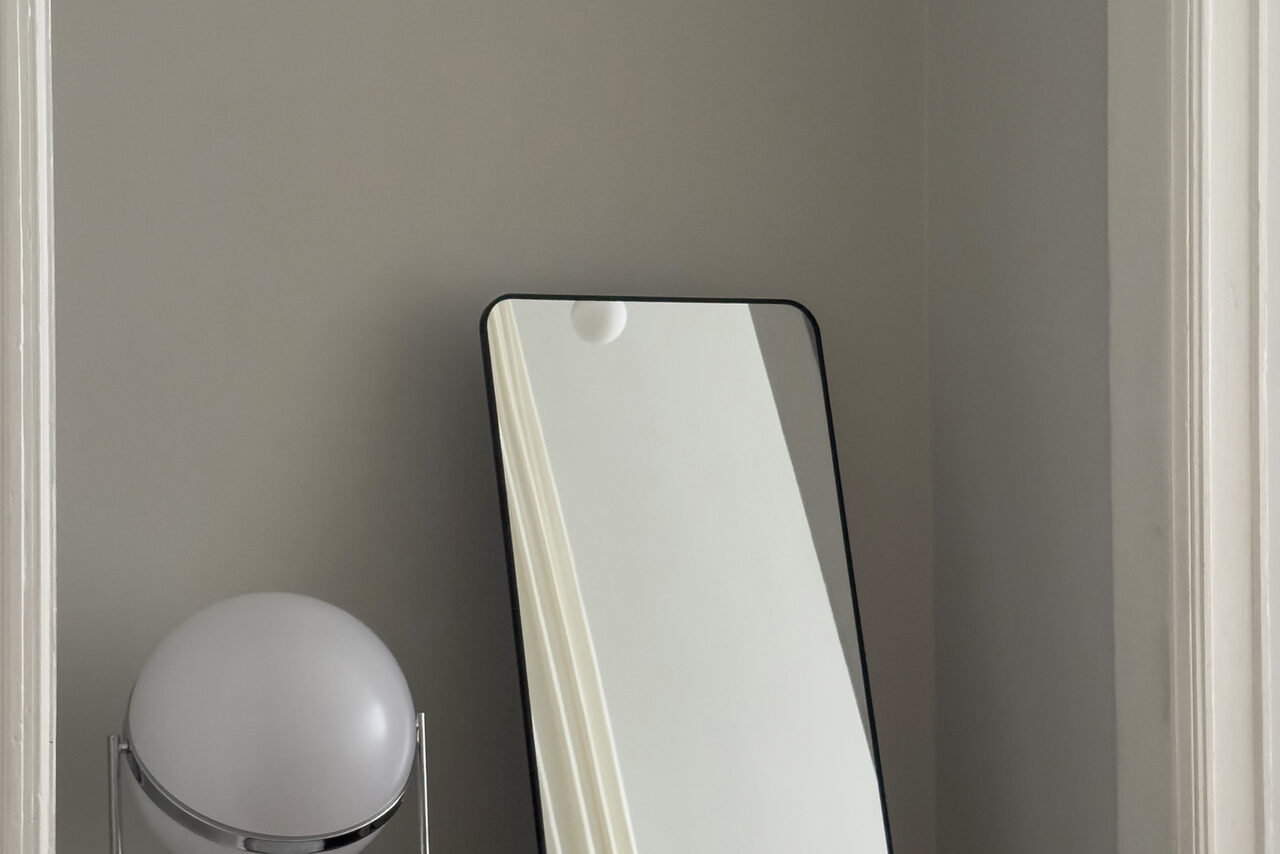 Арендовать Малый зал в классическом стиле для различных мероприятий