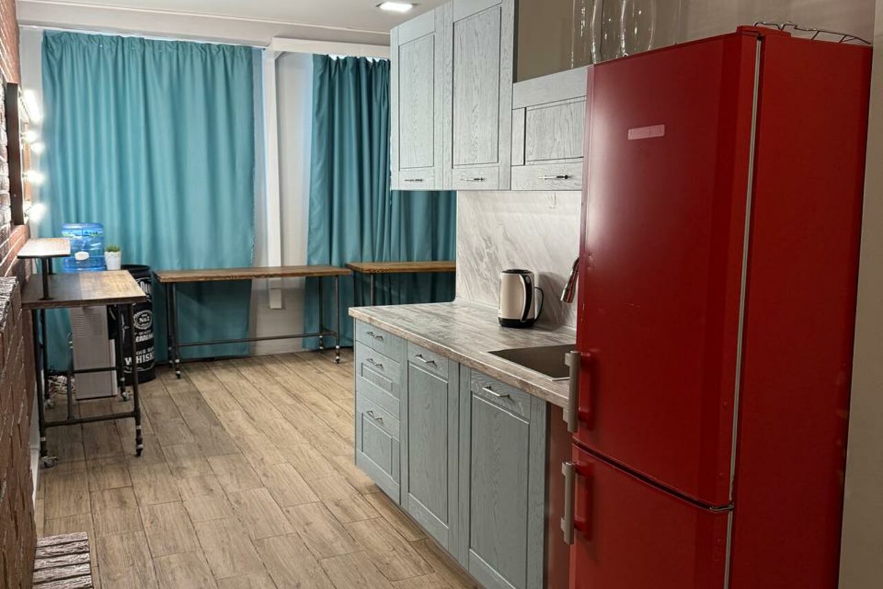 Арендовать Лофт-конструктор с мягкими диванами