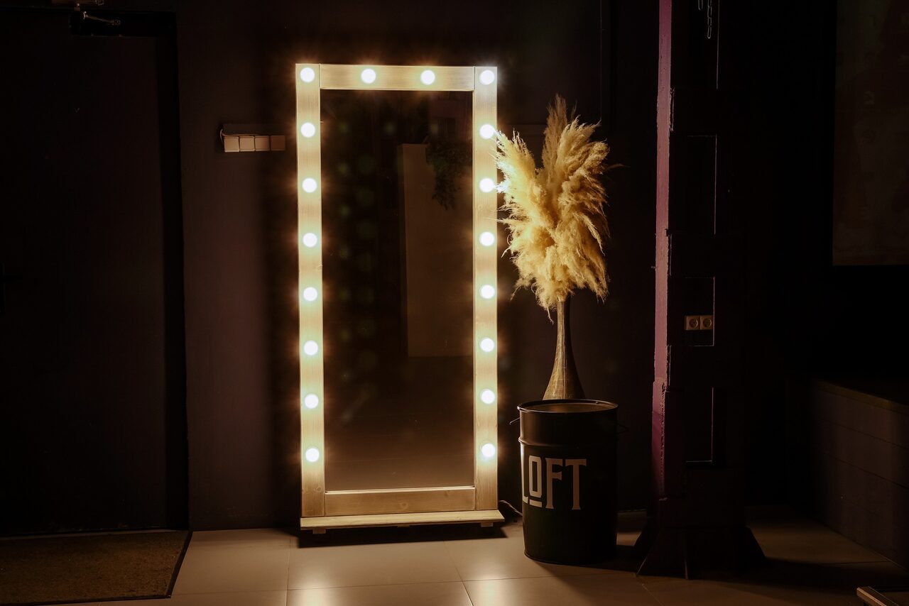 Арендовать Semicircular ecoloft with unique illumination