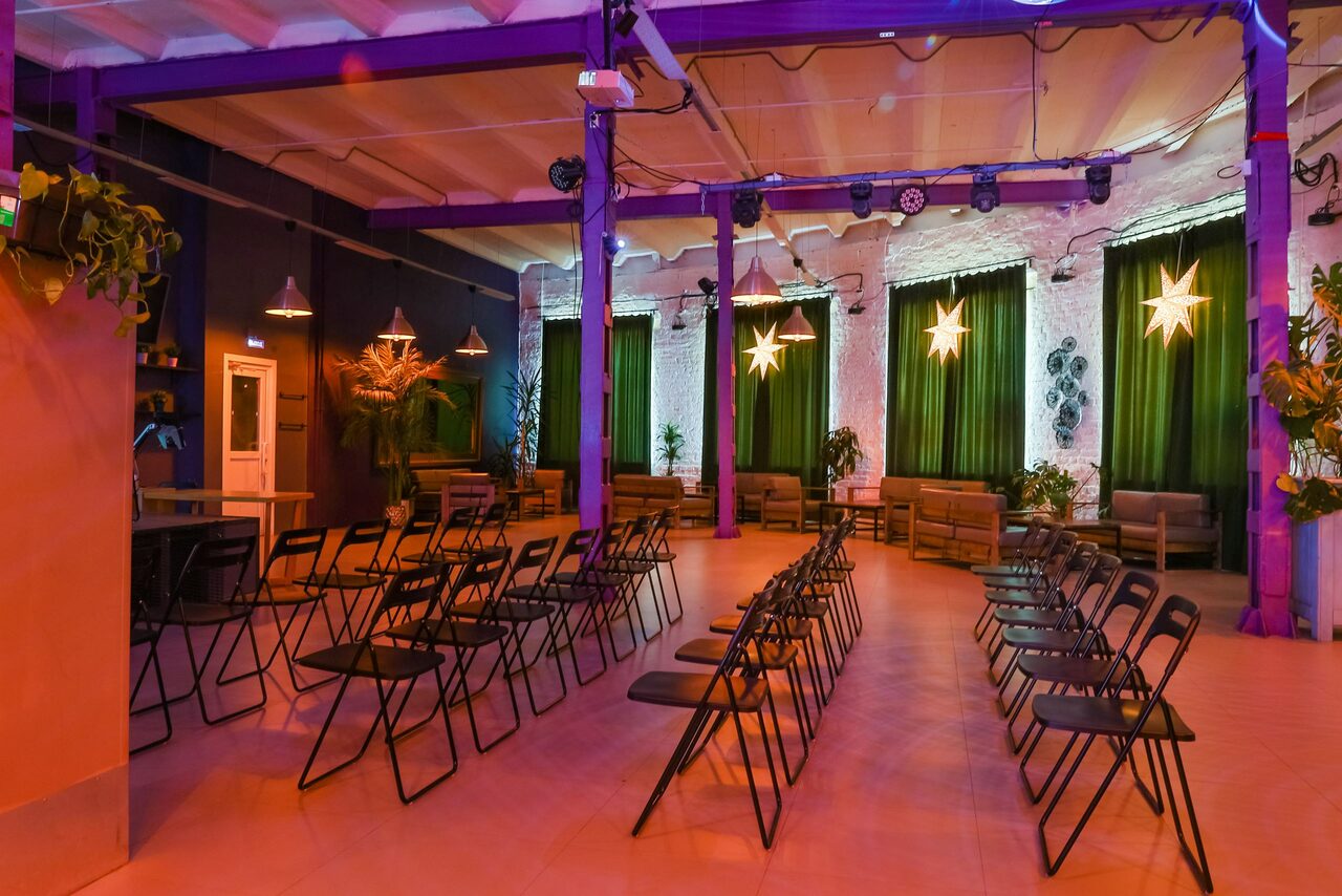 Арендовать Semicircular ecoloft with unique illumination