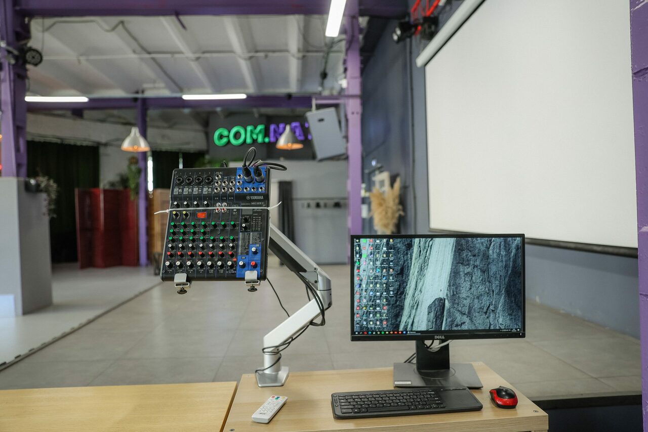 Арендовать Semicircular ecoloft with unique illumination