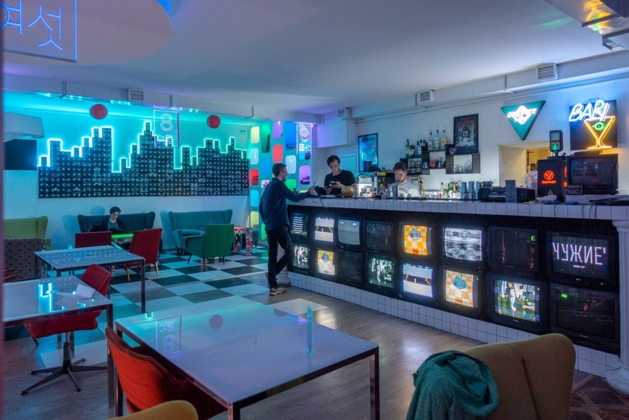 Арендовать Закрытый бар с игровой зоной на новогоднюю ночь