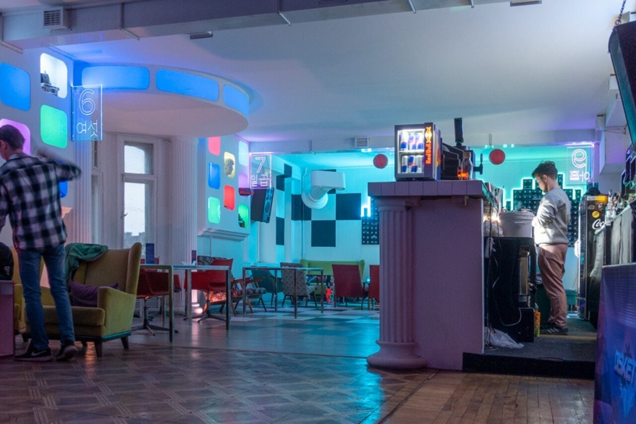 Арендовать Закрытый бар с игровой зоной на новогоднюю ночь