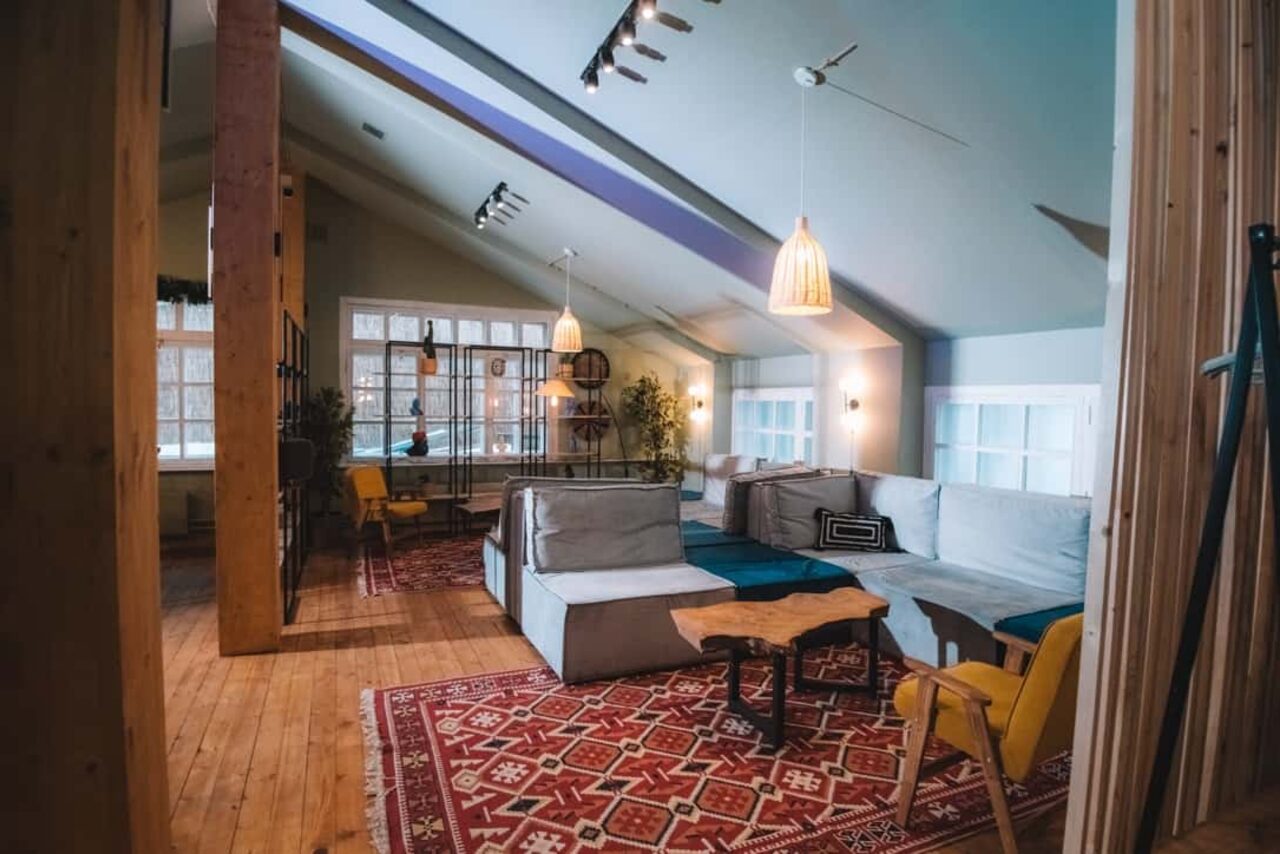 Арендовать Лофт с территорией под открытым небом