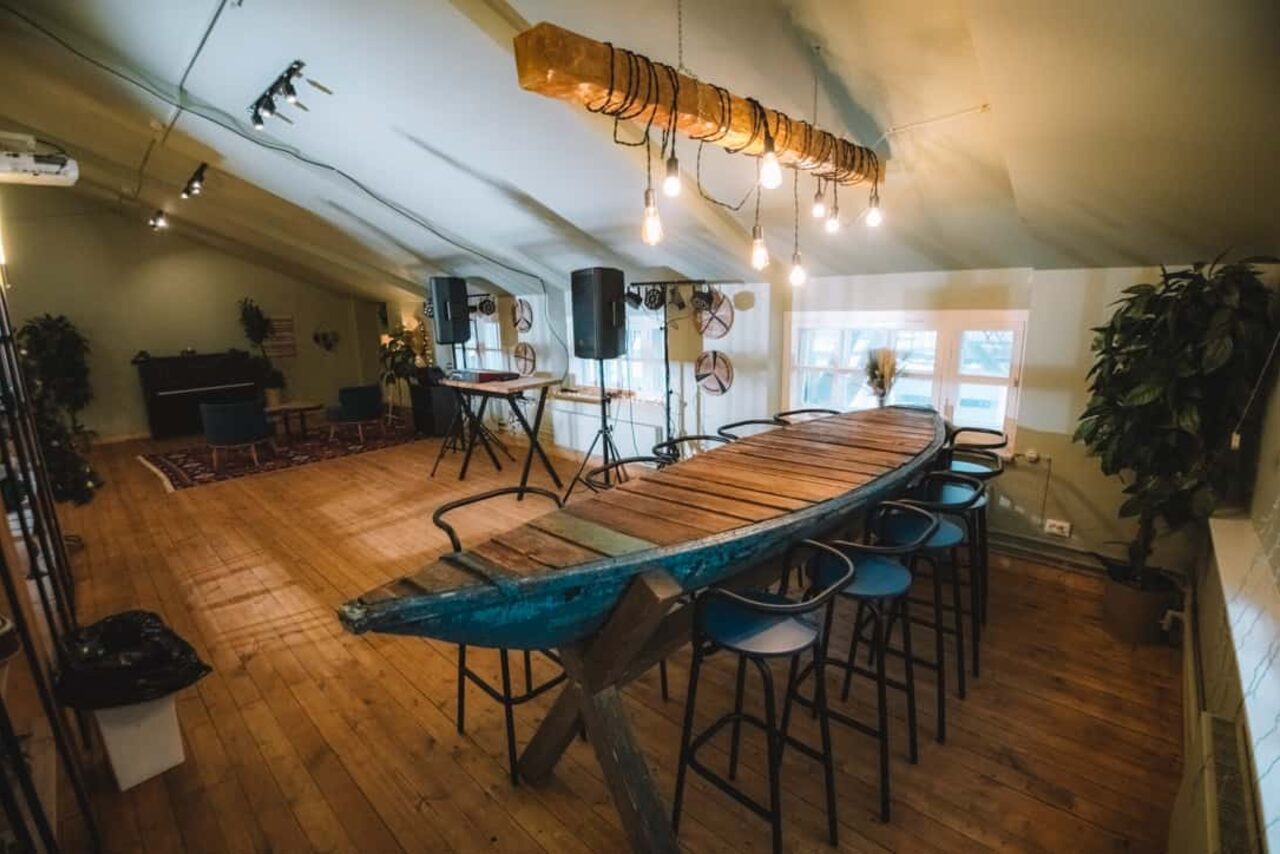 Арендовать Лофт с территорией под открытым небом