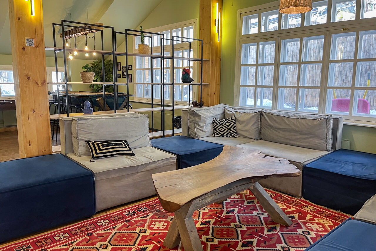 Арендовать Лофт с территорией под открытым небом