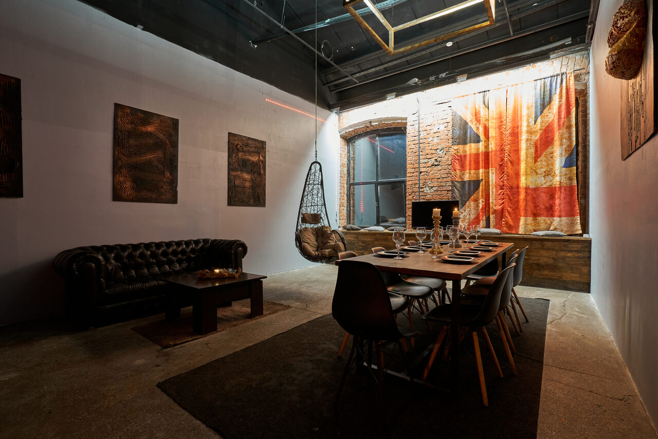 Арендовать Двухэтажный британский лофт