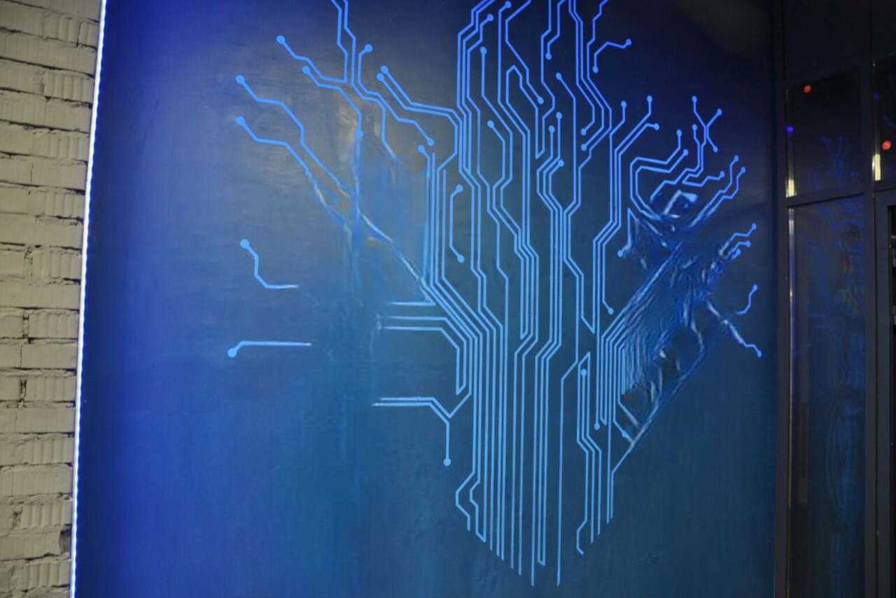 Арендовать  Closing virtual reality club