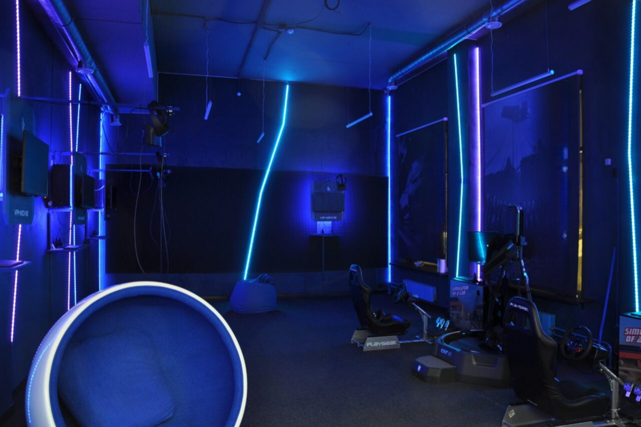 Арендовать  Closing virtual reality club